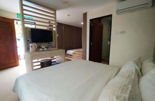 Kluang Hotel | Kluang Container Swimming Pool Hotel