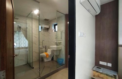 Kluang Hotel | Kluang Container Swimming Pool Hotel