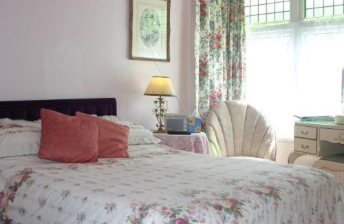Burnham-on-Sea Bed & Breakfast | Knightsrest