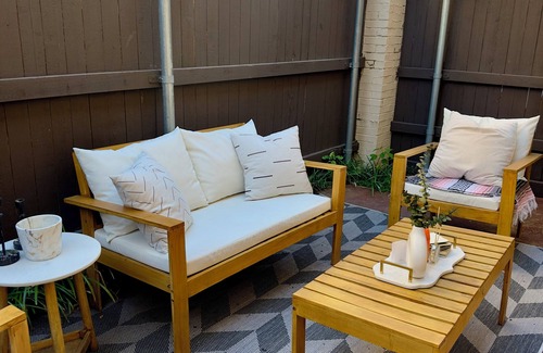 Oak Lawn Condo | Knox Park Room in Stylish/Fully Equipped Condo!n
