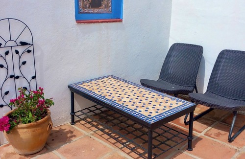 Comares Villa | Knusse Villa, Geheel Vrij Gelegen met Veel Privacy, Zwembad en Prachtig Uitzicht