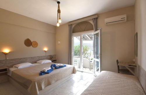 Tinos Hotel | Kohili Kolibithra in Tinos