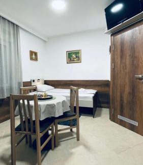 Subotica Apartment | Kollar D Guest House - Prenoćište ROOMS