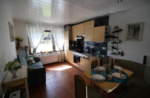 Bremm Apartment | Komfort Ferienwohnung FEWO74-1