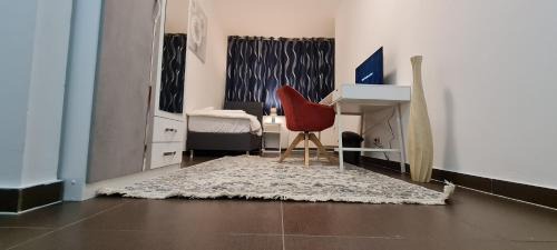 Schloß Neuhaus Apartment | Komfortable 2-Zimmer-Ferienwohnung mit separatem Eingang und Highspeed WLAN