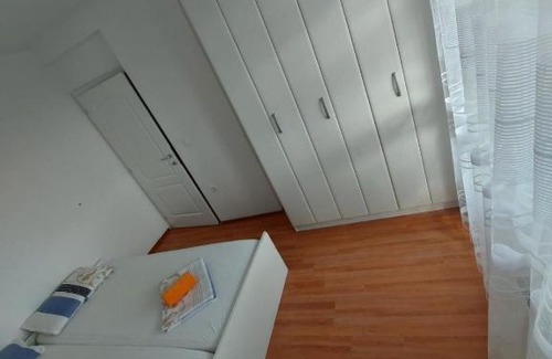 Jagodina Apartment | Komodo