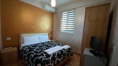 Mbrostar-Urë Hotel | Kompleksi GJONI