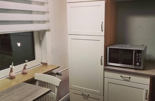 Monheim Apartment | Komplette Wohnung Super Geeignet für Messebesucher Köln/düsseldorf