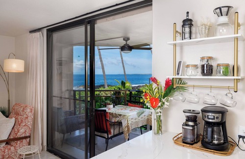 Kailua-Kona Condo | Kona Makai#1-102: Nearly Oceanfront, Ground Floor, with AC & Newly Remodeled!