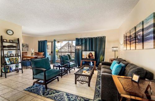 Historic Kailua Village House | Kona Plaza 215