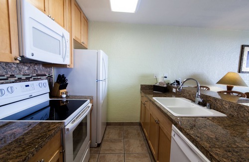 Historic Kailua Village Condo | Kona Reef, A Raintree Vacation Club Resort