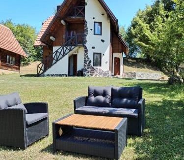 Bajina Basta Apartment | Konaci Gradina 3
