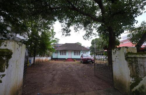 Chalakudy House | Koodapuzha House Chalakudy