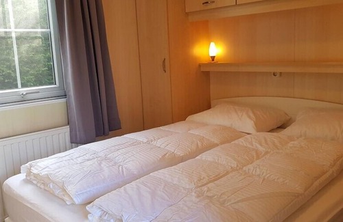 Westenschouwen Ski Chalet | Korenbloem 1g beach chalet on park Duinrand