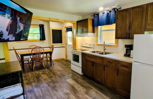 Saint Louis de Kent Hotel | Kouch Chalets