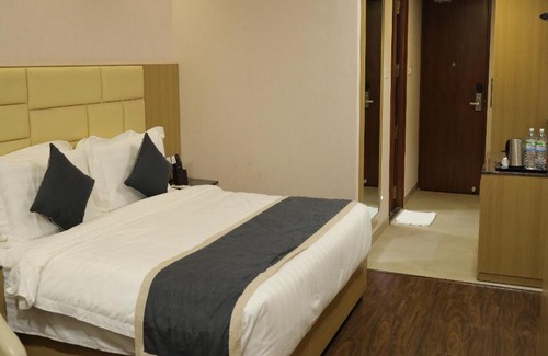 Tiruchengode Hotel | KRV Meridian
