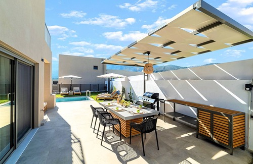 Asprouliani Villa | KS Maxima Luxury Villa Heated Pools