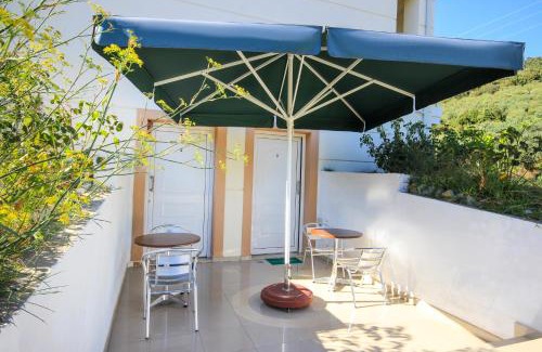 Golden Beach Apartment | Ktima Chryssafis