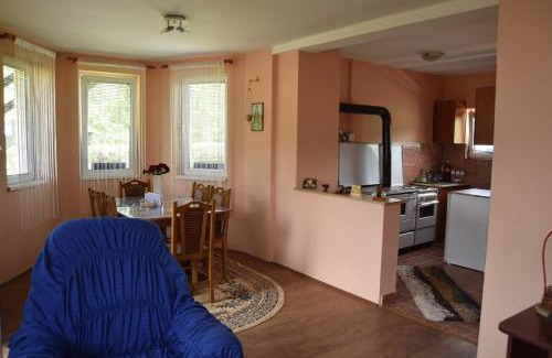 Bajina Basta House | Kuća za odmor IN Bajina Basta