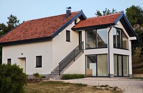 Canton 10 House | Kuća za odmor Rosa