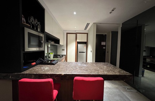 Kuala Lumpur City Centre Apartment | KUALA LUMPUR APT WITH ROOF TOP GARDEN AND PLAYGROUND
