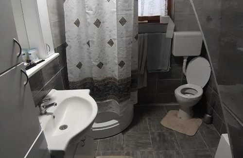 Ljubovija Apartment | Kuća za odmor na Drini