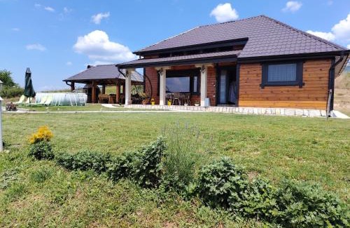 Raska House | Kucica od drveta 1