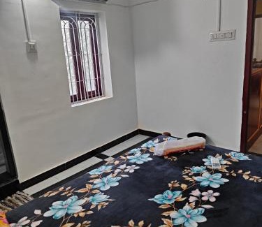 Tiruchendur Hotel | Kumaran Residency