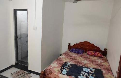 Tiruchendur Hotel | Kumaran Residency