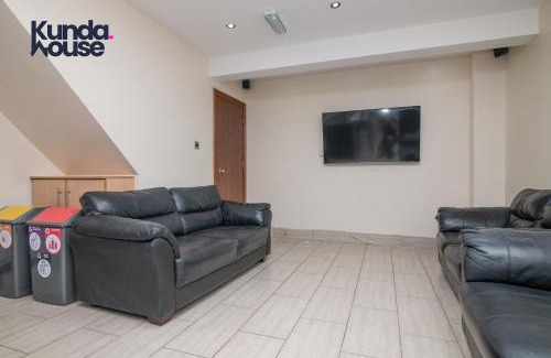 Selly Oak House | Kunda House Dawlish