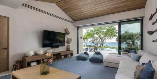 Bucerias Apartment | Kupuri Beachfront Villa-3