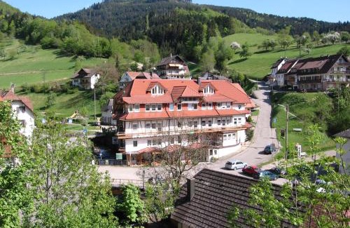Bad Peterstal-Griesbach Hotel | Kurparkhotel Faißt