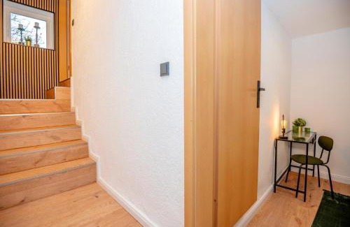 Oberhausen Apartment | Kurzzeitglück 24h Self Check-In OB01-01