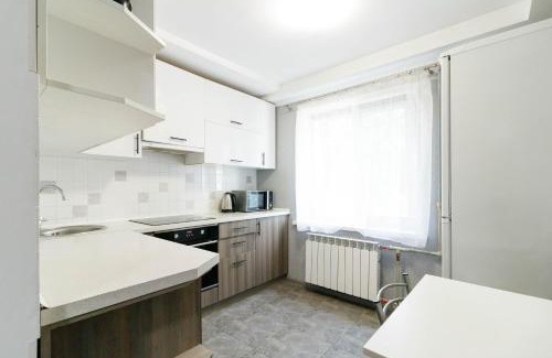 Obolon' Apartment | Kvartirkoff na Obolonskiy prospekt 37