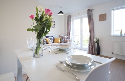 Peterborough Apartment | KVM - Jubilee Mansions 2