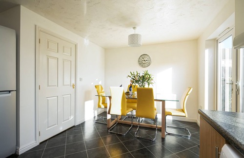 Peterborough Apartment | KVM - Whitebeam House