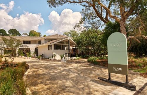 Blackheath Hotel | Kyah