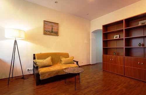 Lypky Apartment | Kyiv High Standard Apartment