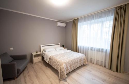 Pechers'kyi District Apartment | Kyiv Lesi 3 Studio Apartment