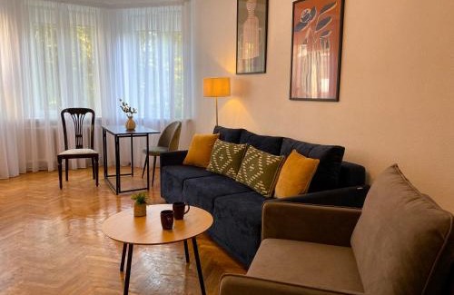 Shevchenkivs'kyi District Apartment | Kyiv Milano Apartment