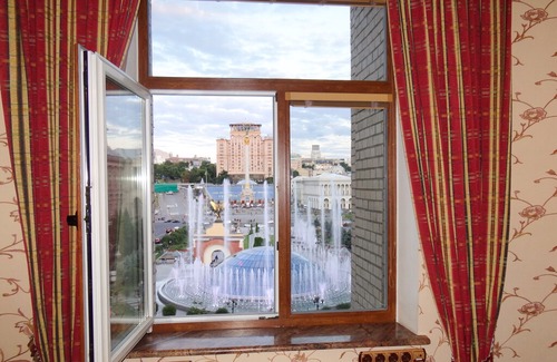 Lypky Apartment | ★KyivHome★Best view on Independence Square★