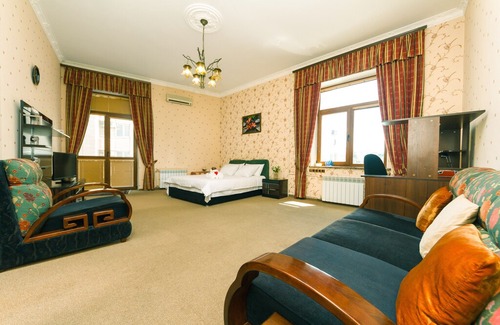 Lypky Apartment | ★KyivHome★Best view on Independence Square★