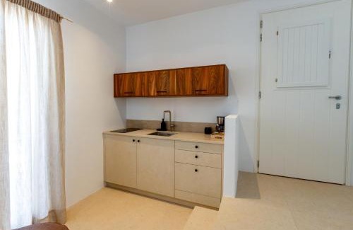 Naousa Apartment | Kyma & Anemos Suites