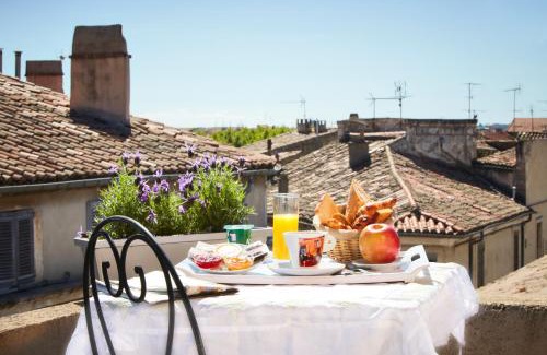 Faubourg Hotel | Kyriad Nimes Centre