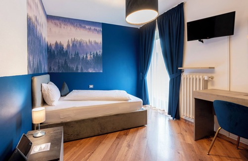 Moena Bed & Breakfast | Kyrr Smart Mountain Retreat