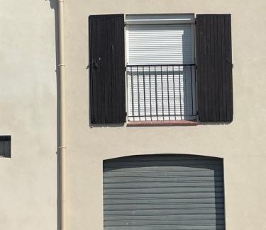 Aigues-Mortes Apartment | l'écrin de Bali