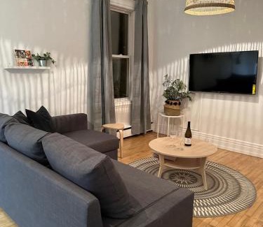 Vieux-Limoilou Apartment | L'Épicurien Limoilou "Central"