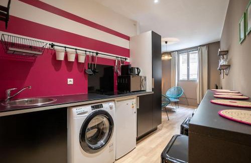 Montpellier City-Centre Apartment | L'Acapulco, Charmant T1, Clim, Place Comédie