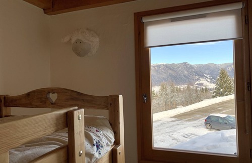 Crest-Voland Apartment | L'Alpage, cozy apartment for 4 people