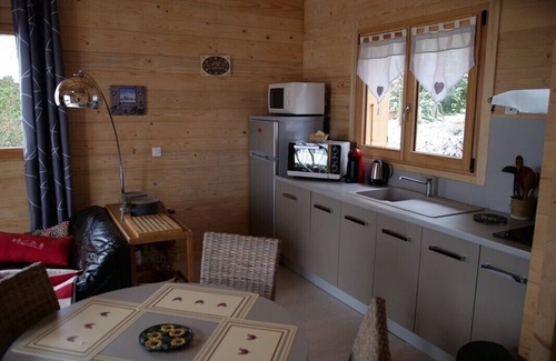 Faverges-Seythenex Ski Chalet | L'ANCOLIE Small, comfortable chalet at the foot of the mountains